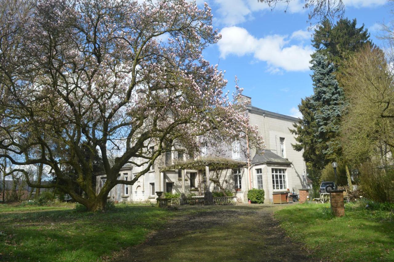 La Gentilhommiere Du Chateau De Ragnies Exteriör bild
